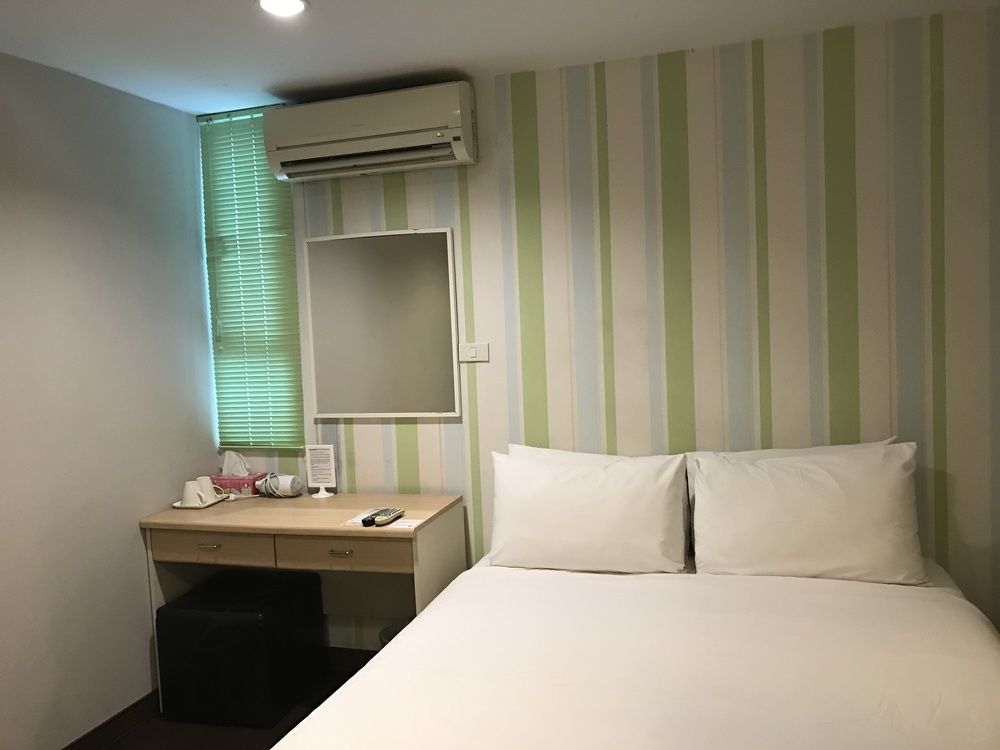 Urban House Hotell Bangkok Eksteriør bilde