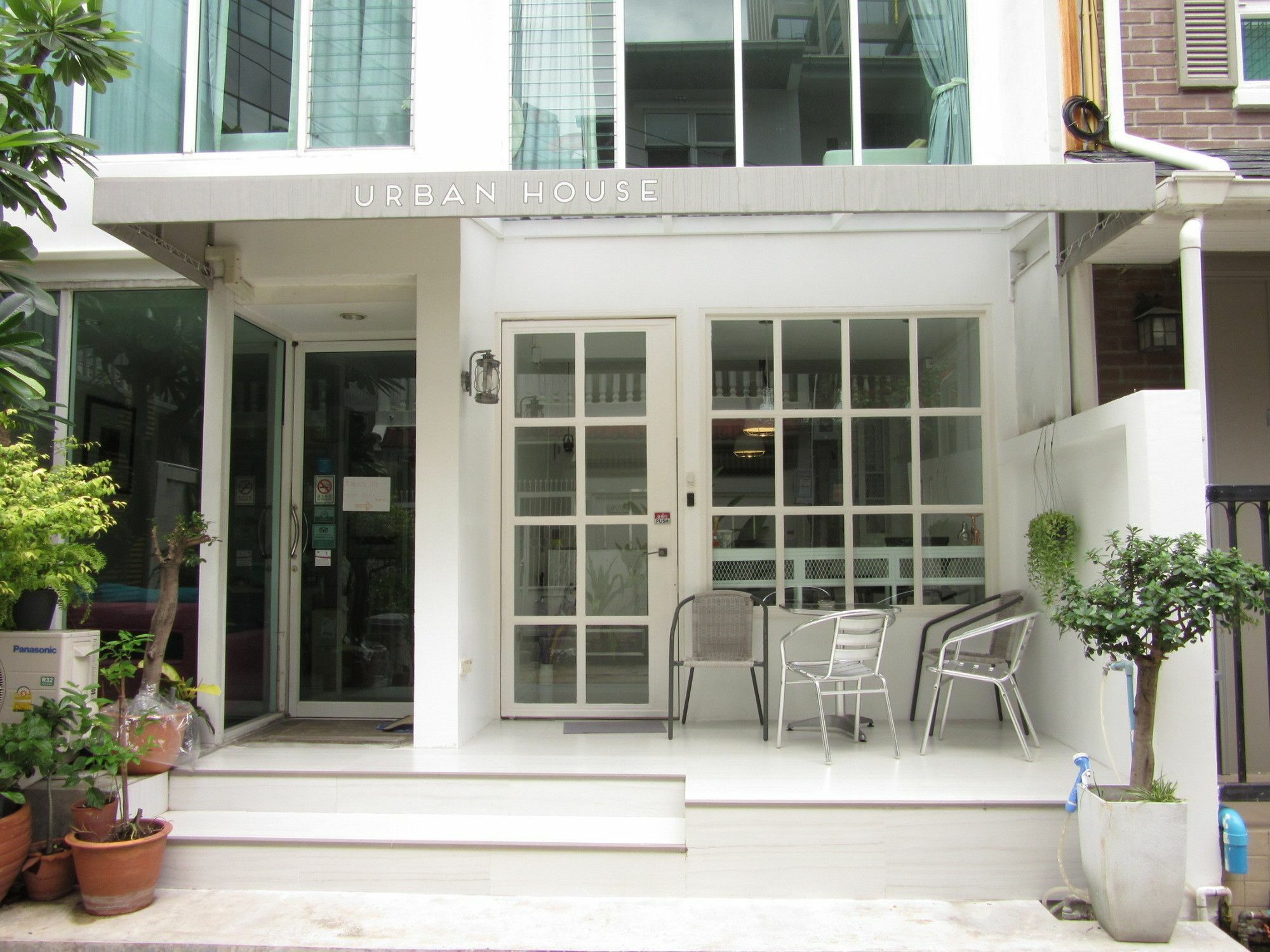 Urban House Hotell Bangkok Eksteriør bilde