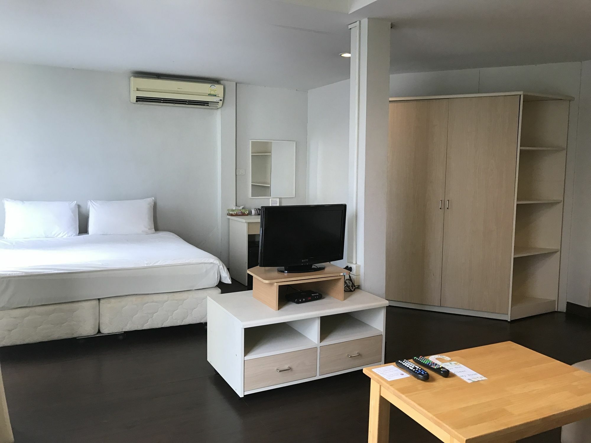 Urban House Hotell Bangkok Eksteriør bilde