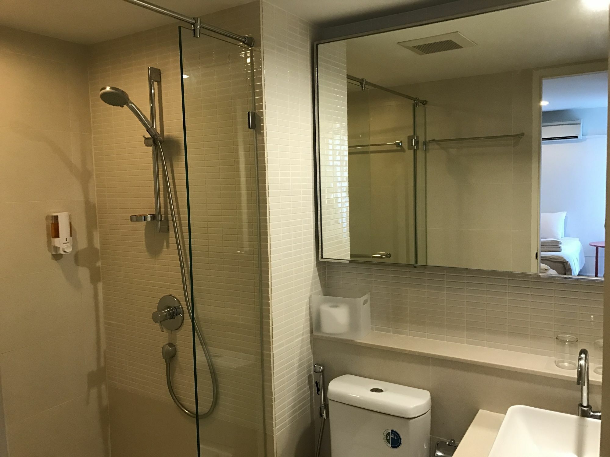 Urban House Hotell Bangkok Eksteriør bilde